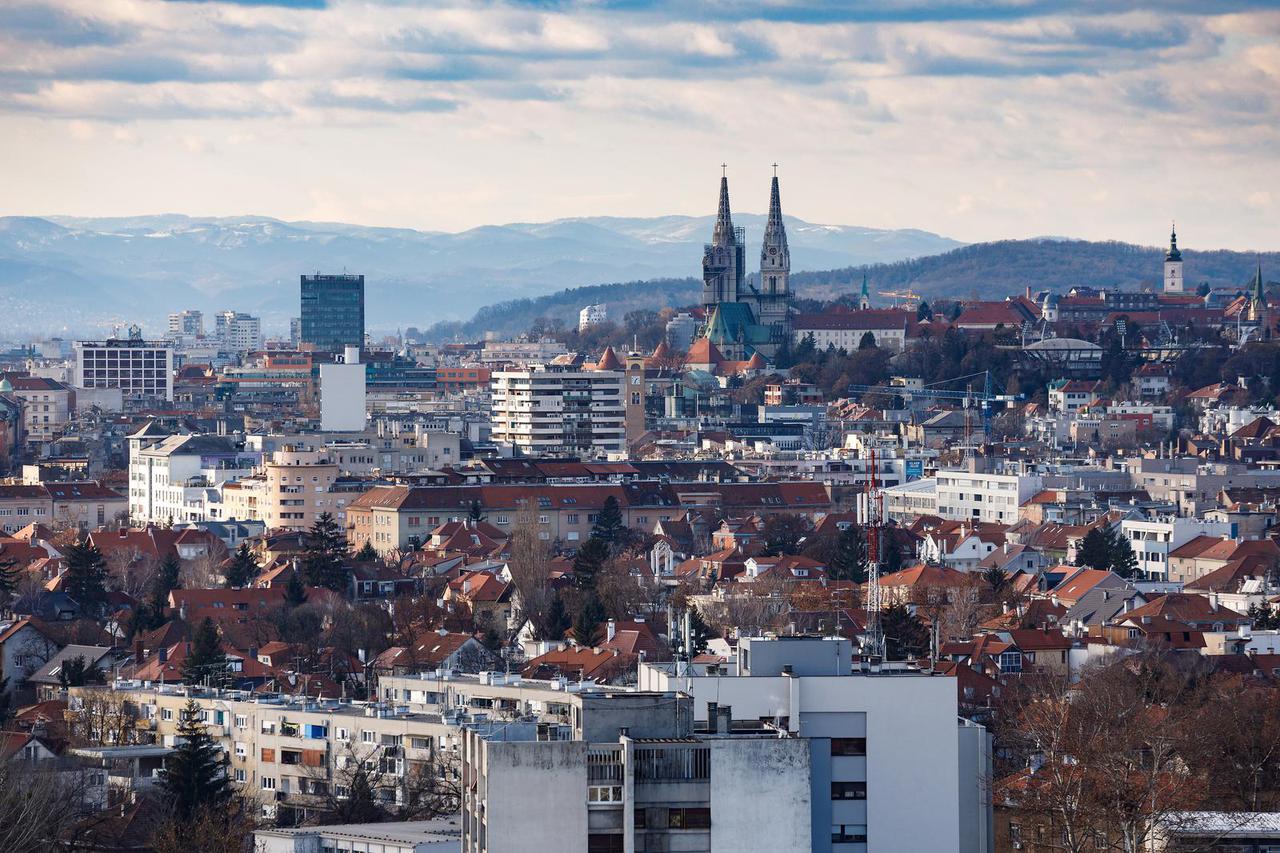 Panorama Zagreba s Borongajskog nebodera