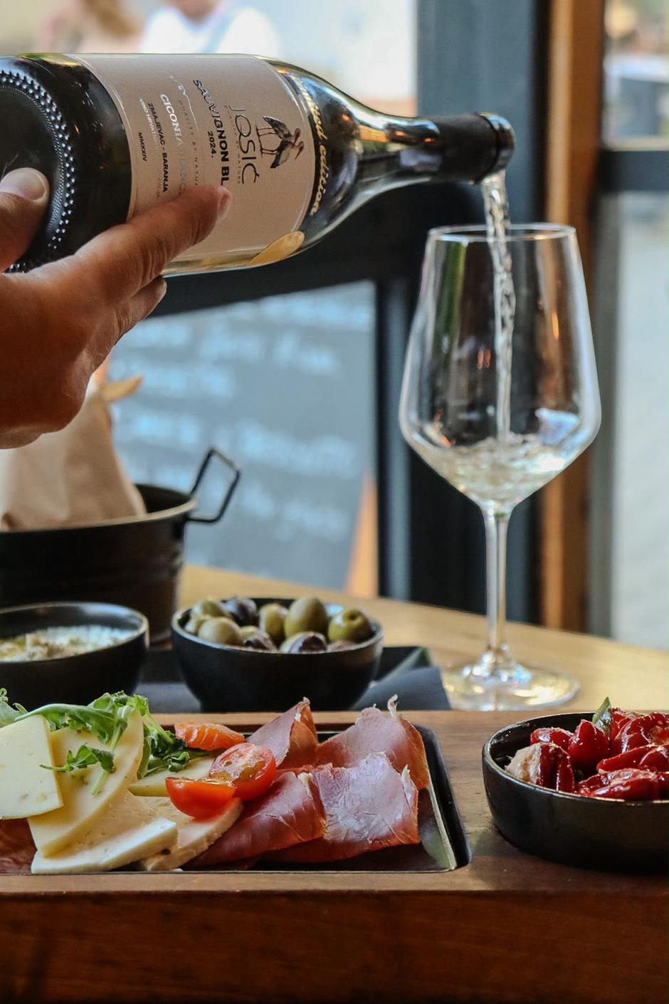 Cheese Bar