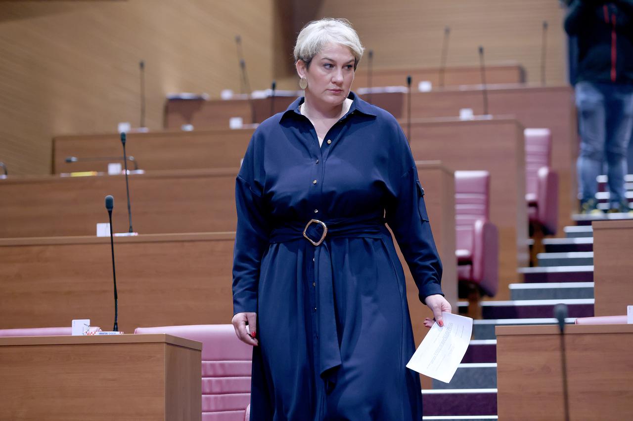 Zagreb: Sabor nastavio 9. sjednicu 