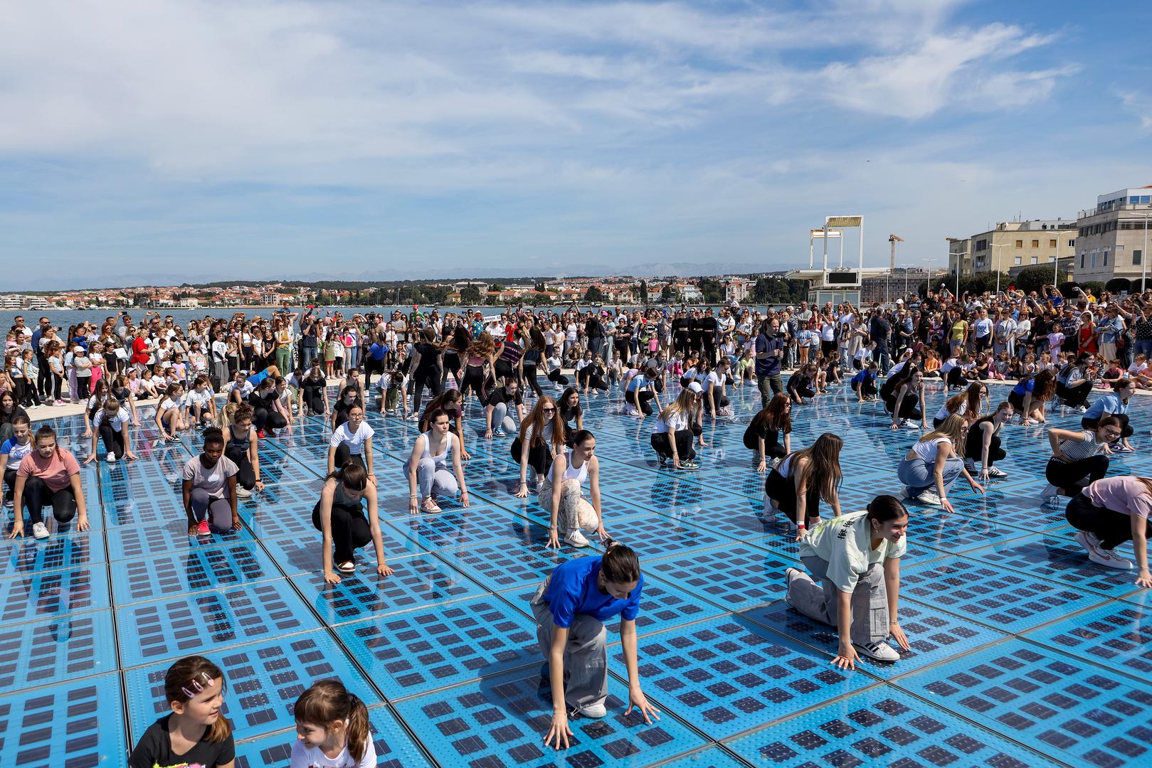 U Zagrebu, Zadru, Osijeku, Splitu i Umagu ove subote je organizirano snimanje plesa "Rim Tim Tagi Dim"