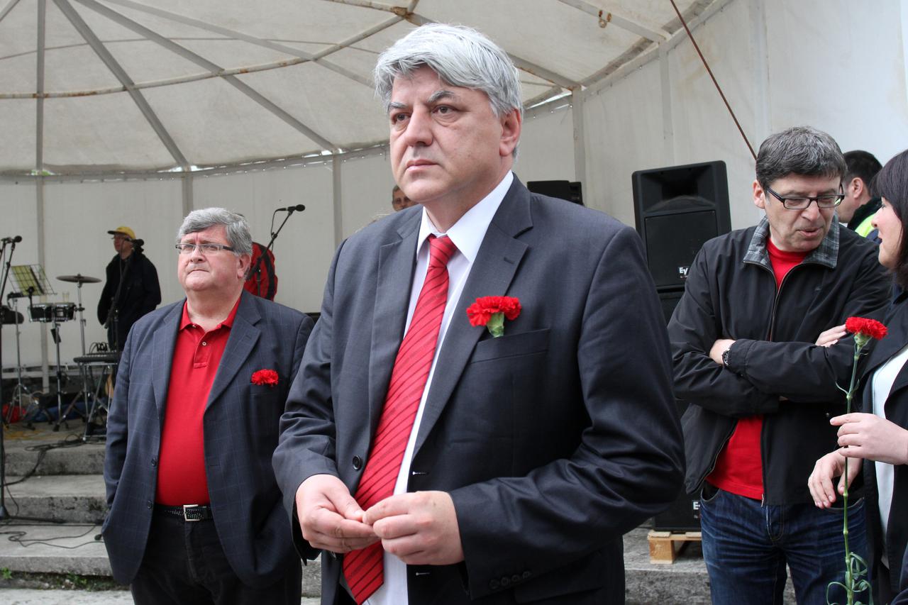 01.05.2015., Viskovo - Sredisnja zupanijska proslava Praznika rada 1. svibnja odrzana u izletistu Ronjgi kraj Viskova.  Proslavi su nazocili zupan Zlatko Komadina, gradonacelnik Vojko Obersnel, Zeljko Jovanovic.  Photo: Goran Kovacic/PIXSELL