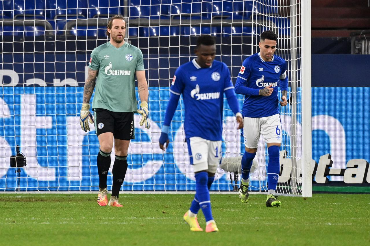 Bundesliga - Schalke 04 v SC Freiburg