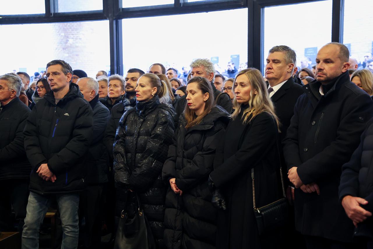 Zagreb - Posljednji ispraćaj novinara i publicista Sanjina Španovića