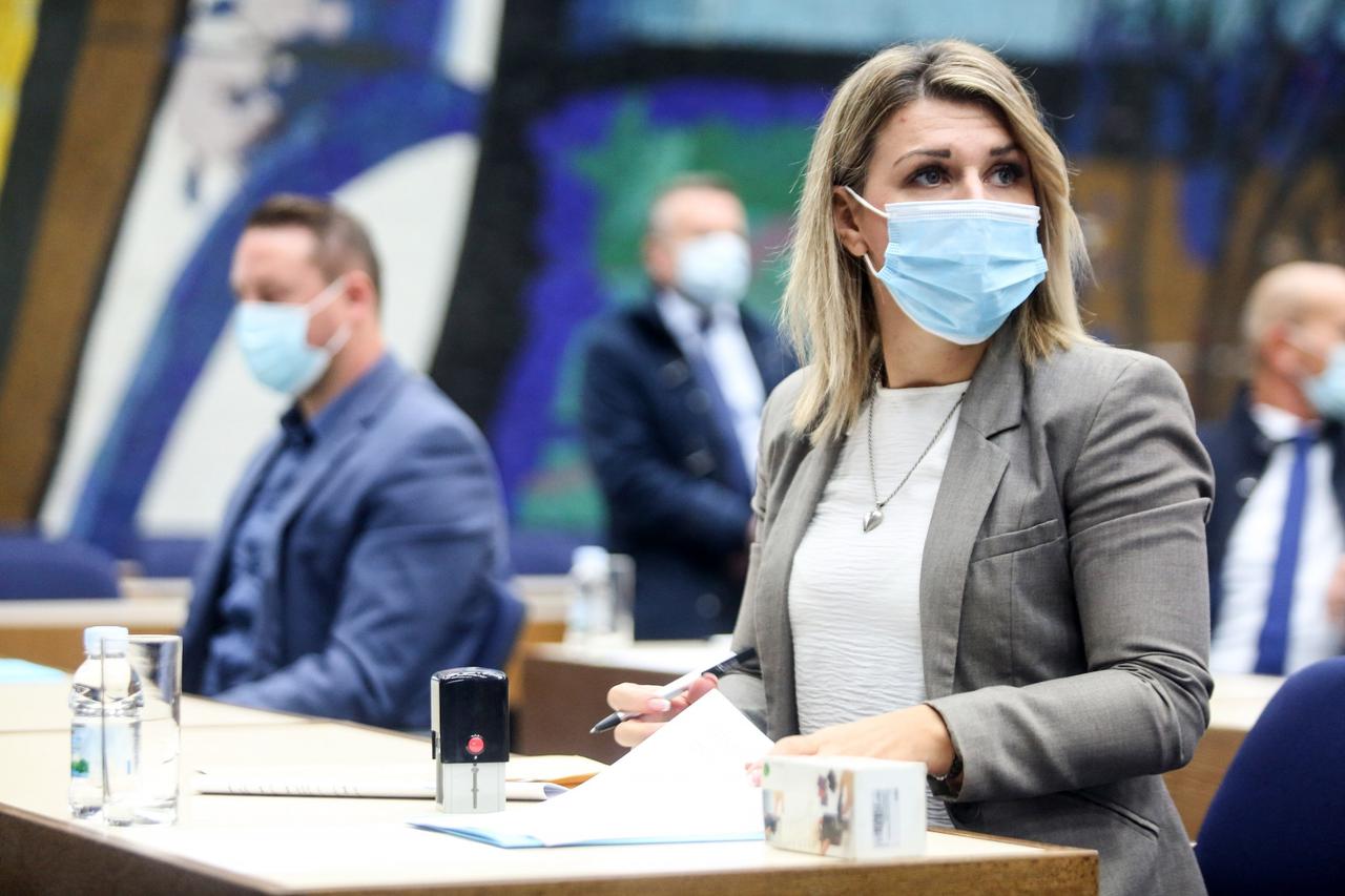 Potpisivanje ugovora za sufinanciranje izgradnje, građevinskog zahvata i opremanja sportskih građevina