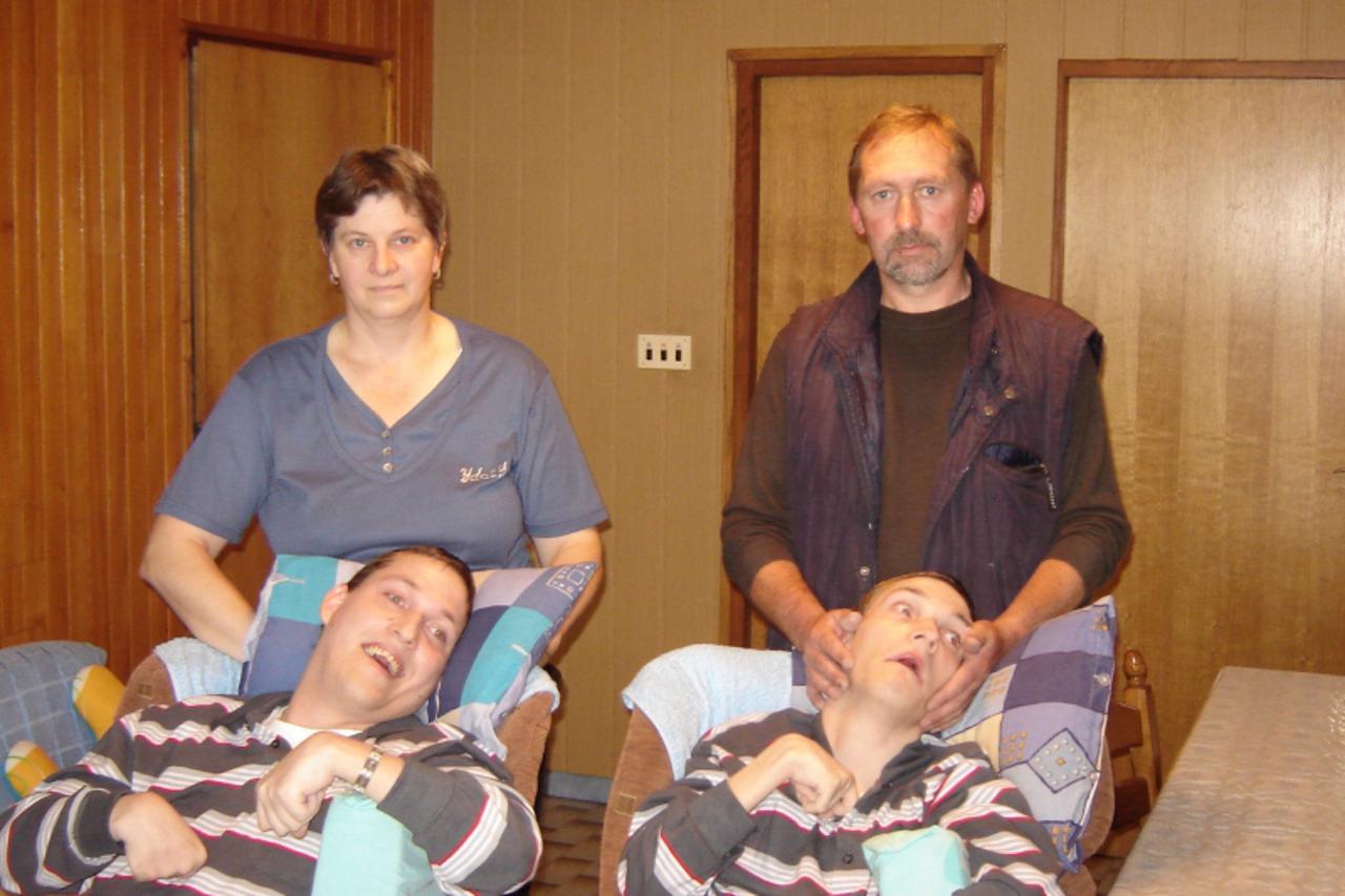 '                               '