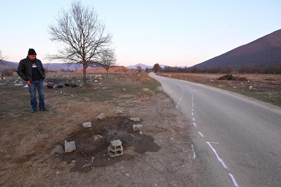 Na cesti kod Otočca kamion usmrtio djevojčicu 