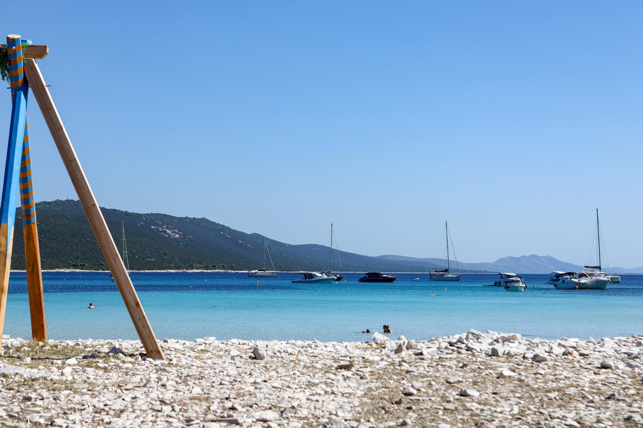 Pogled iz zraka na otok Susak