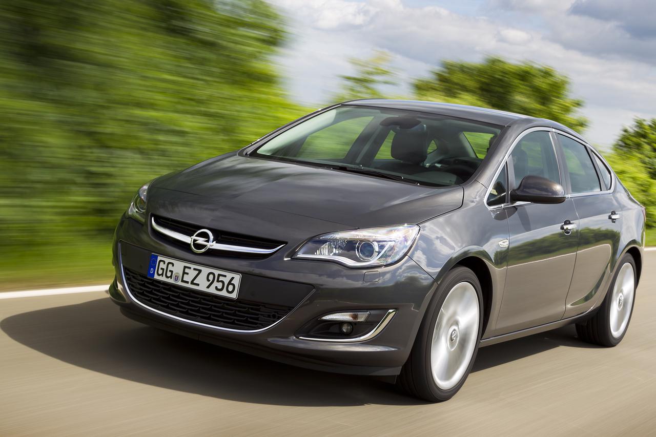 opel astra
