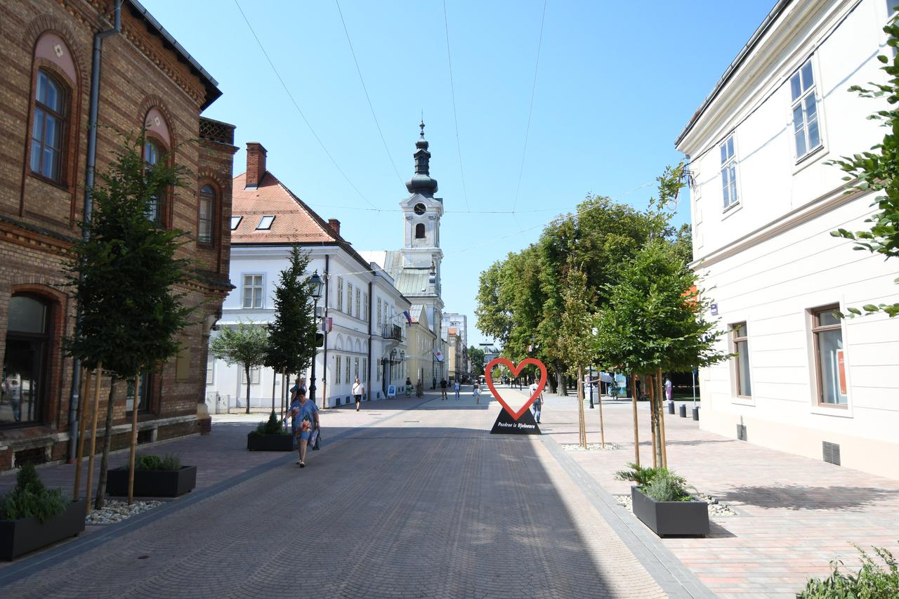 Šetnja gradom Bjelovarom