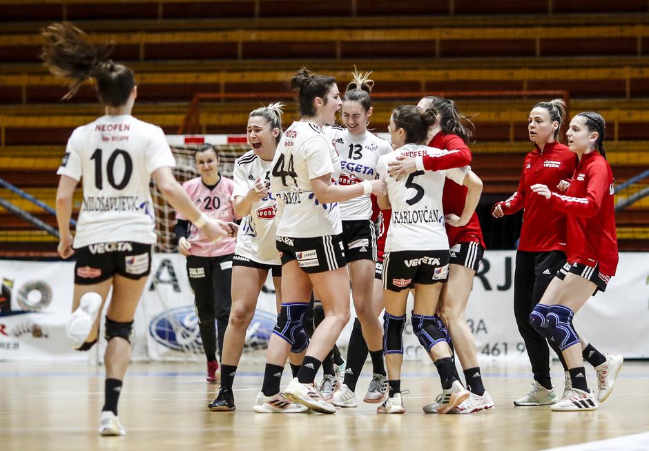 Zagreb: Prva Hrvatska rukometna liga žene, RK Lokomotiva - RK Podravka