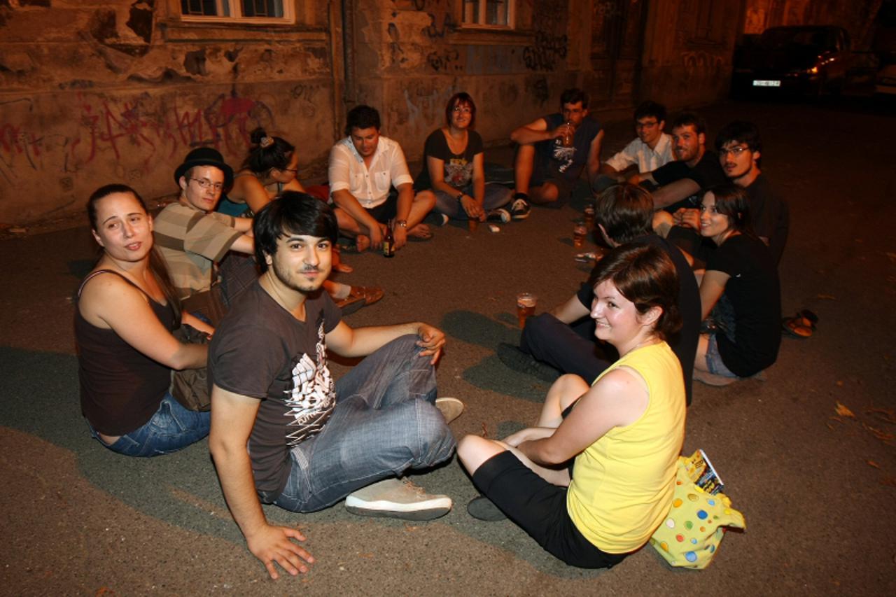 '15..08.2011., Zagreb - Mnogobrojni gradjani posjetili manifestaciju Ljeto na Strossu. Photo: Martina Popovcic/PIXSELL'
