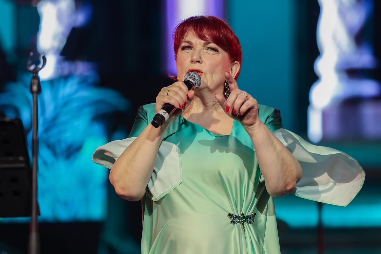 Split: Zorica Kondža na Melodijama Jadrana proslavila 40 godina karijere