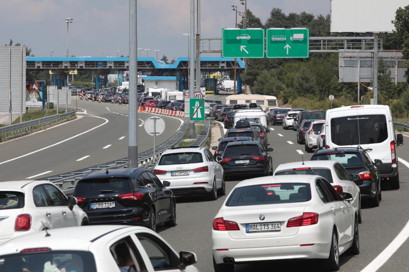 31.7.2020., Rupa - Guzve na granicnom prijelazu Rupa. Photo: Nel Pavletic/PIXSELL