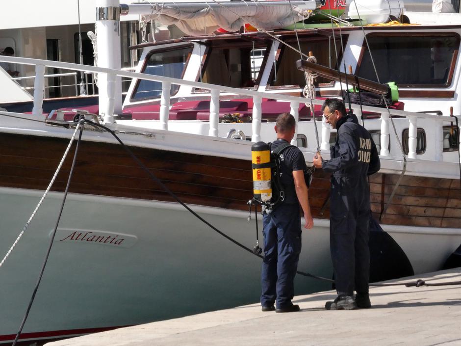 Hvar: Policijski očevid na brodu Atlantia