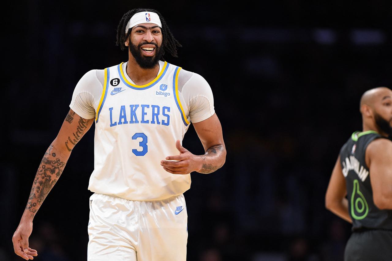 NBA: Minnesota Timberwolves at Los Angeles Lakers