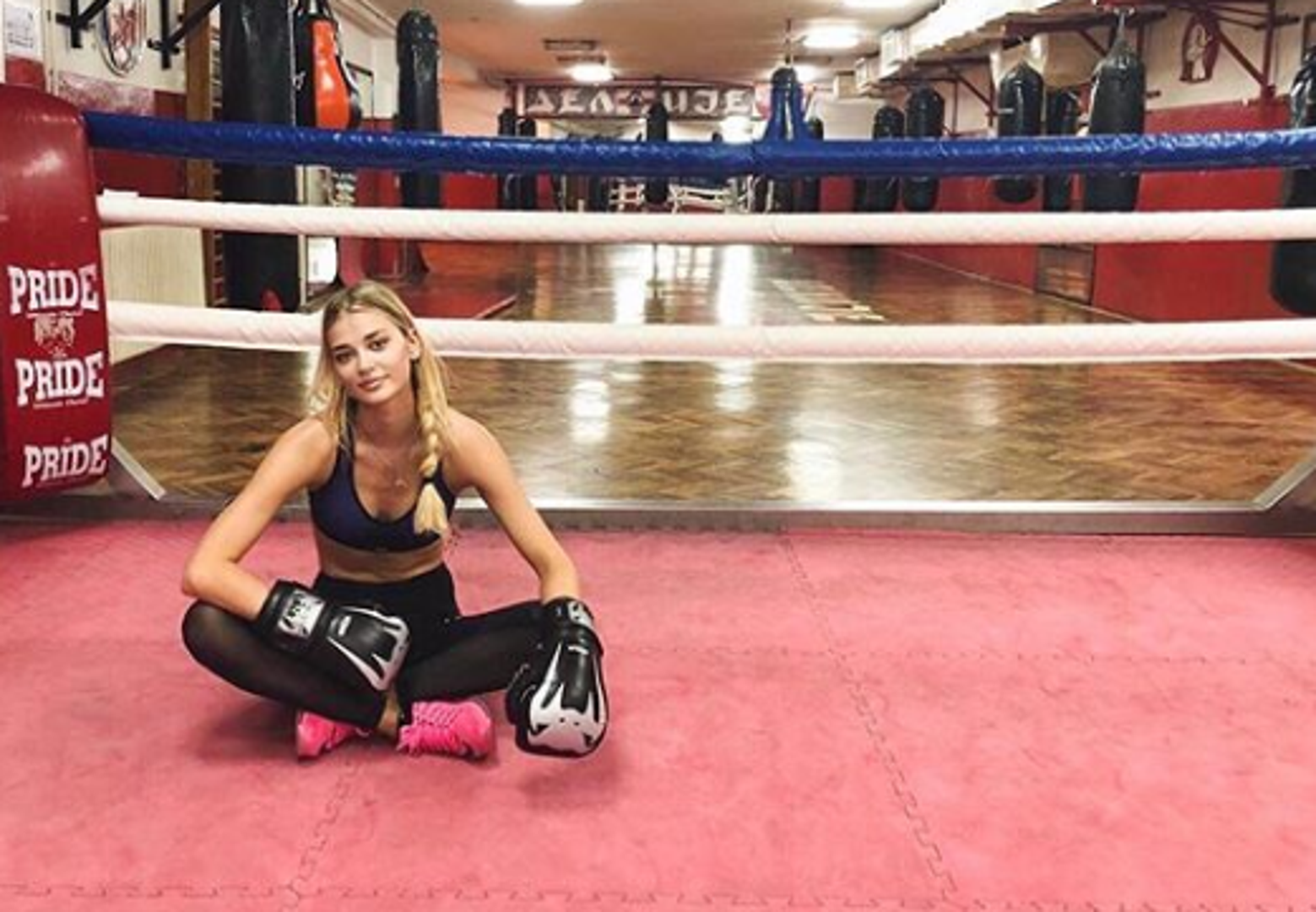 Nakon dva neuspješna pokušaja s tenisačima Sofija se okrenula nogometašima. 