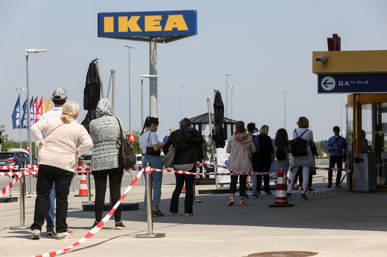 Zagreb: Ikea ponovno otvorila svoja vrata, čeka se u redu