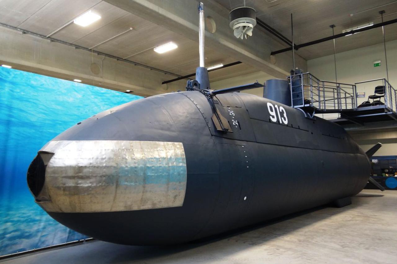 Jugoslavenska podmornica P-913 Zeta
