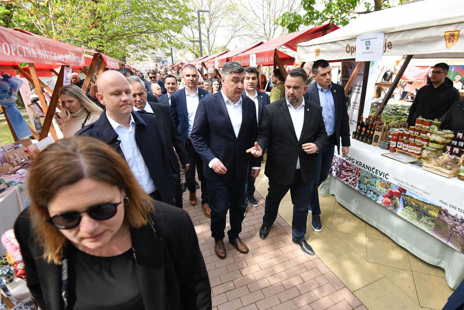 U sklopu manifestacije „Tradicije naših starih“ predstavlja se oko 80 izlagača, dok na GAF-u sudjeluje četrdesetak ekipa udruženja obrtnika i obrtničkih komora iz cijele Hrvatske, pripremajući specijalitete svojih krajeva