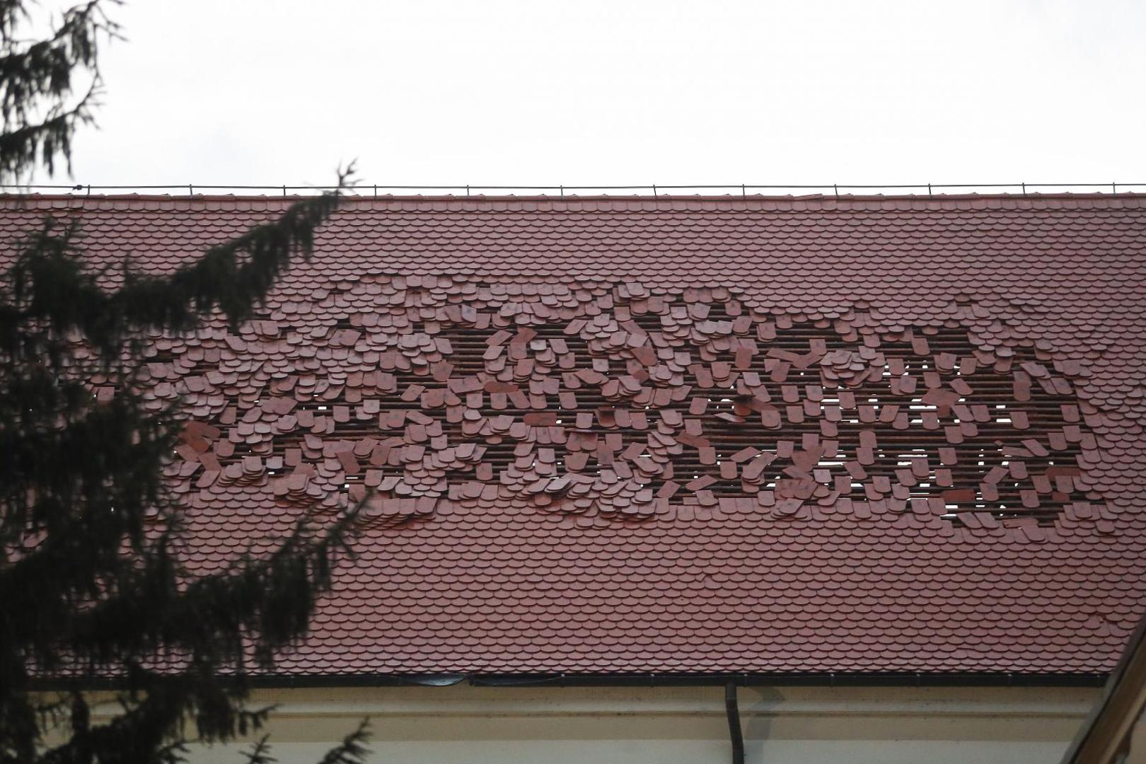 Najviše žrtava bilo je u Majskim Poljanama kod Gline, gdje je poginulo petero ljudi, dok je u Petrinji život izgubila 13-godišnja Laura Cvijić, najmlađa žrtva potresa na Banovini. 