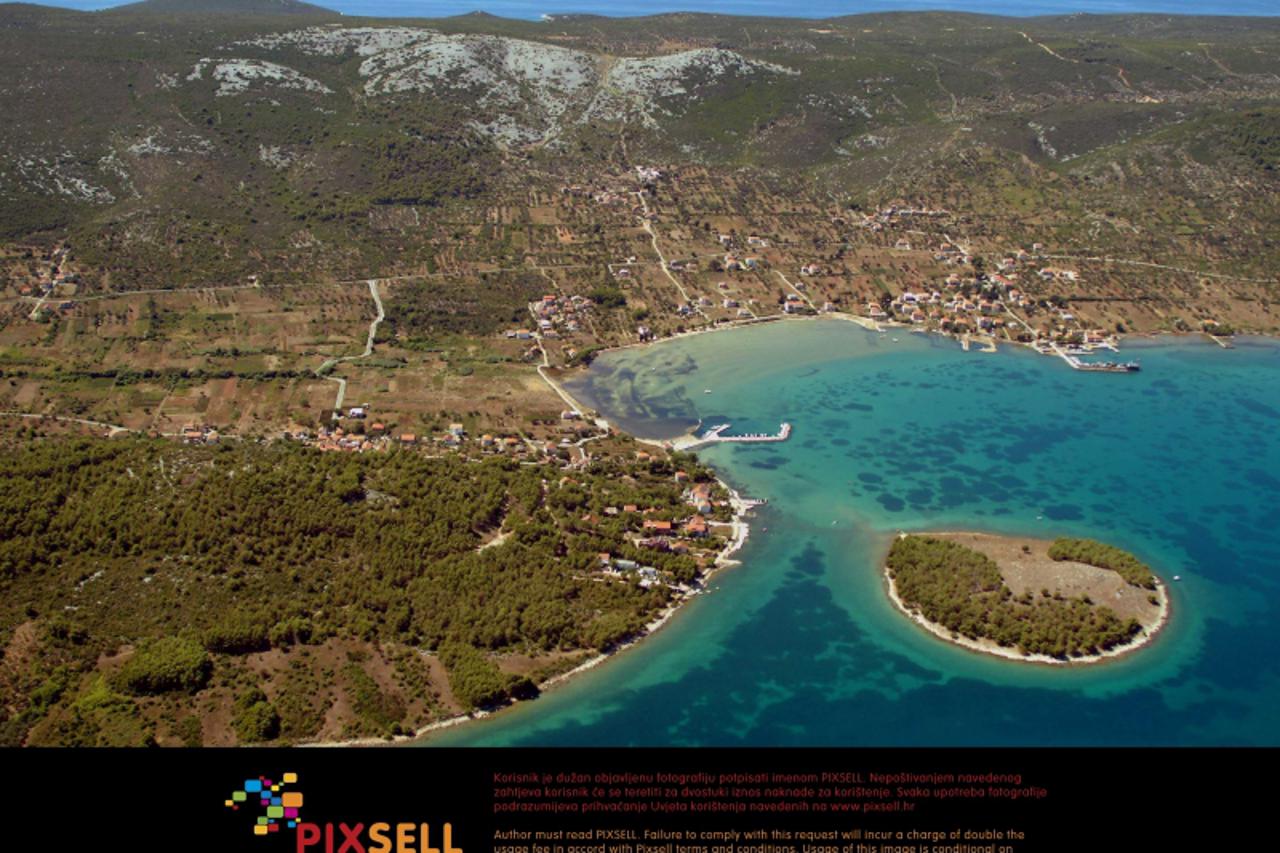'01.09.2008 Zadar - Otok Pasman Photo: Dino Stanin/Vecernji list'