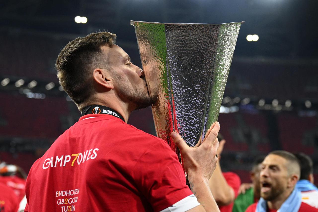 Sevilla sedmi put osvojila Europsku ligu svladavši Romu nakon jedanaesteraca