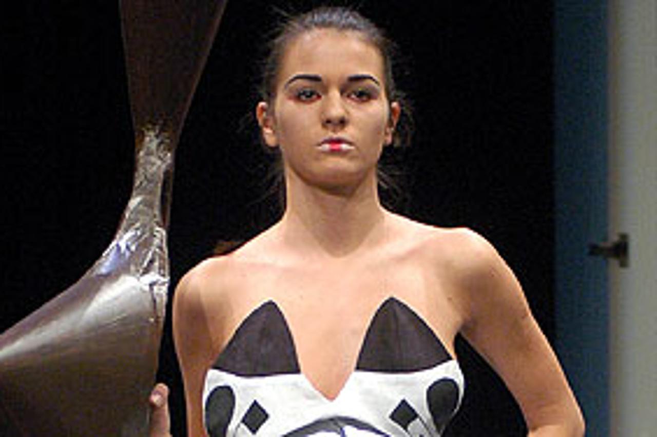 moda-02-txt.jpg