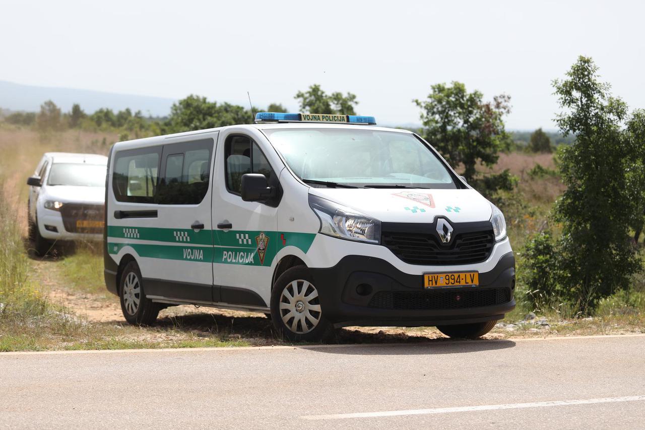 Nastavlja se potraga za trećim članom posade mađarskog helikoptera