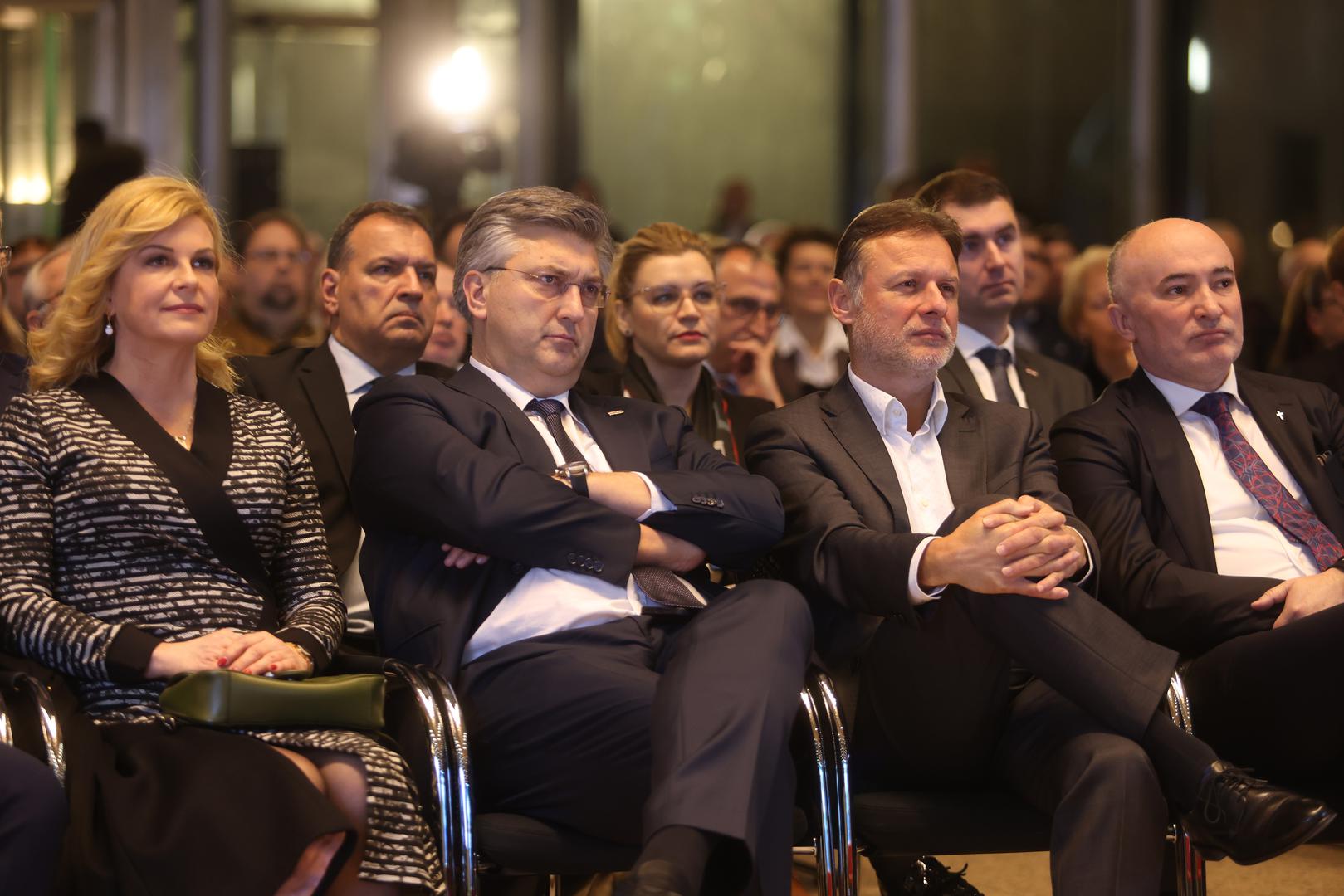 16.01.2023., Zagreb - U Nacionalnoj i sveucilisnoj knjiznici odrzana je promocija 2. dopunjenog izdanja knjige "Diplomatska oluja" Mate Granica. Kolinda Grabar Kitarovic, predsjednik Vlade Andrej Plenkovic, predsjednik Sabora Gordan Jandrokovic, predstavnik Styria Media Grupe u Hrvatskoj Ivan Tolj  Photo: Boris Scitar/Vecernji list/PIXSELL