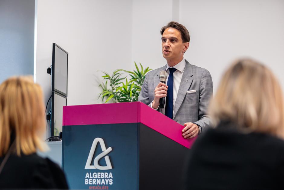 Sveučilište Algebra Bernays