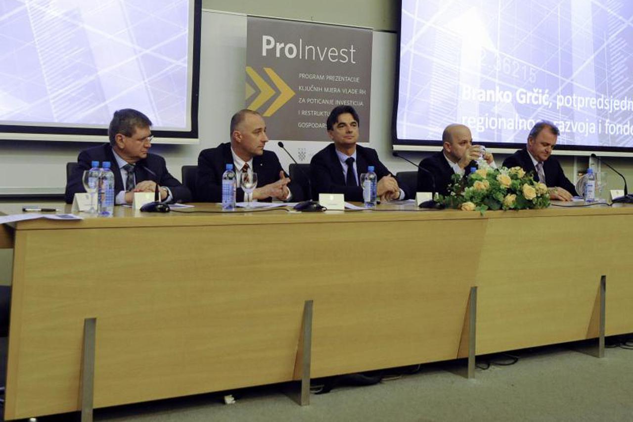 Ministri, ProInvest (1)