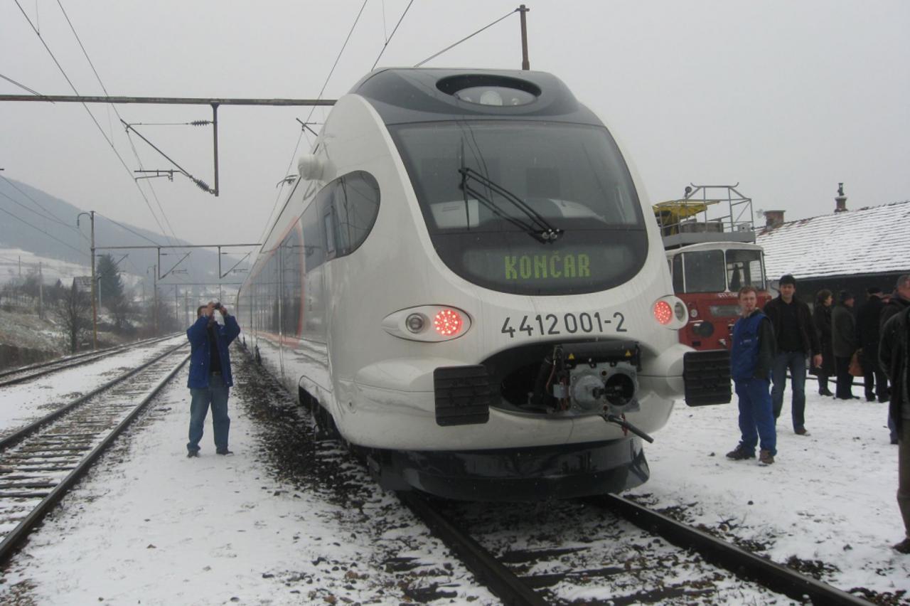vlak (1)