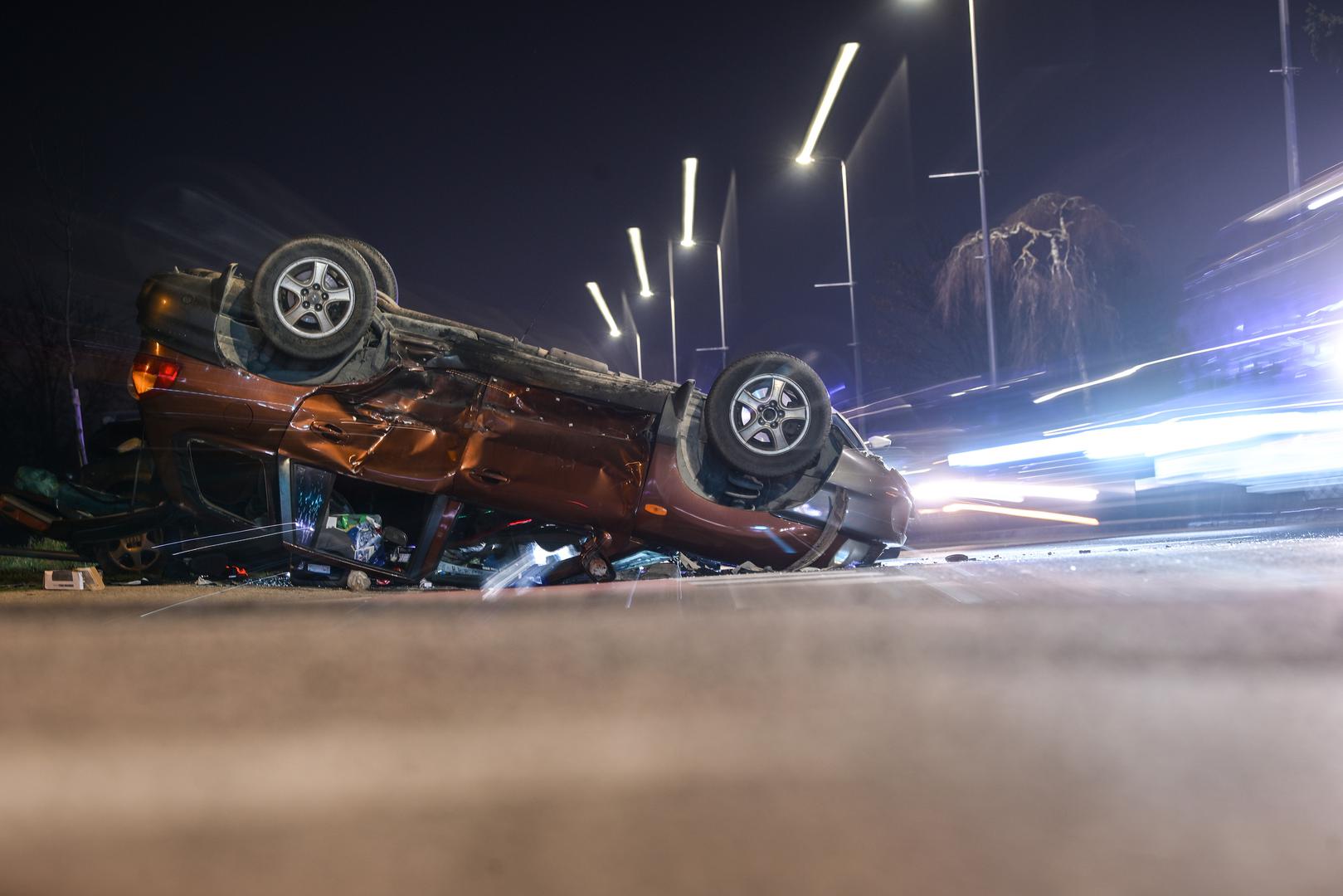 U nesreći je sudjelovalo još jedno vozilo. Očevid je u tijeku