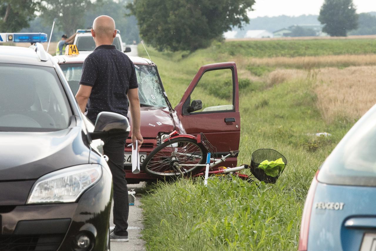 Bilje: Biciklistkinja poginula nakon što je na nju naletio osobni automobil