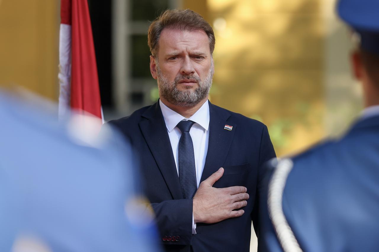 Sarajevo: Ministar obrane BiH, Zukan Helez, ugostio ministra obrane Maria Banožića