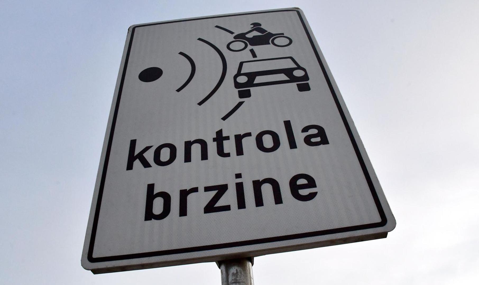 Unatoč tome, na našim se cestama i dalje prečesto vozi prebrzo – od gradskih ulica do autocesta – pa su i kazne neizbježne. HAK revija dobila je podatke od zagrebačke policije, a vezano uz kamere prošle godine zabilježile najviše prekršaja na području glavnog grada.