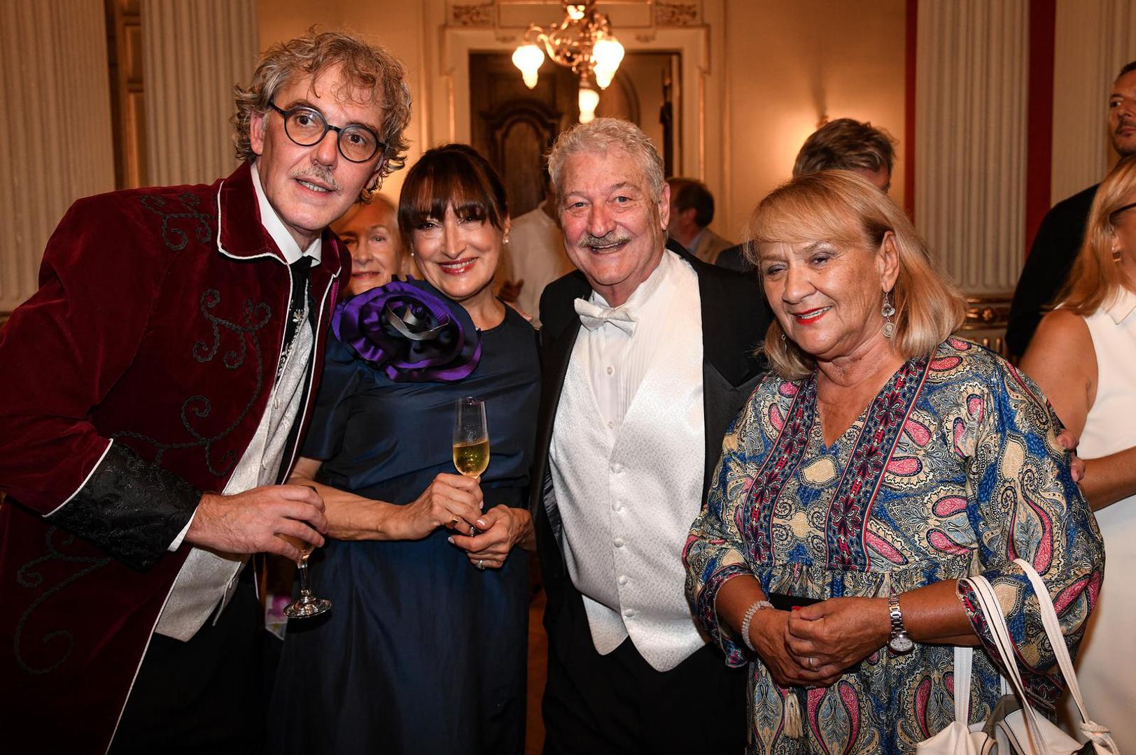 02.09.2023., Zagreb - Matej Mestrovic i prijatelji odrzali su koncert u HNK-u.  Photo: Josip Regovic/PIXSELL