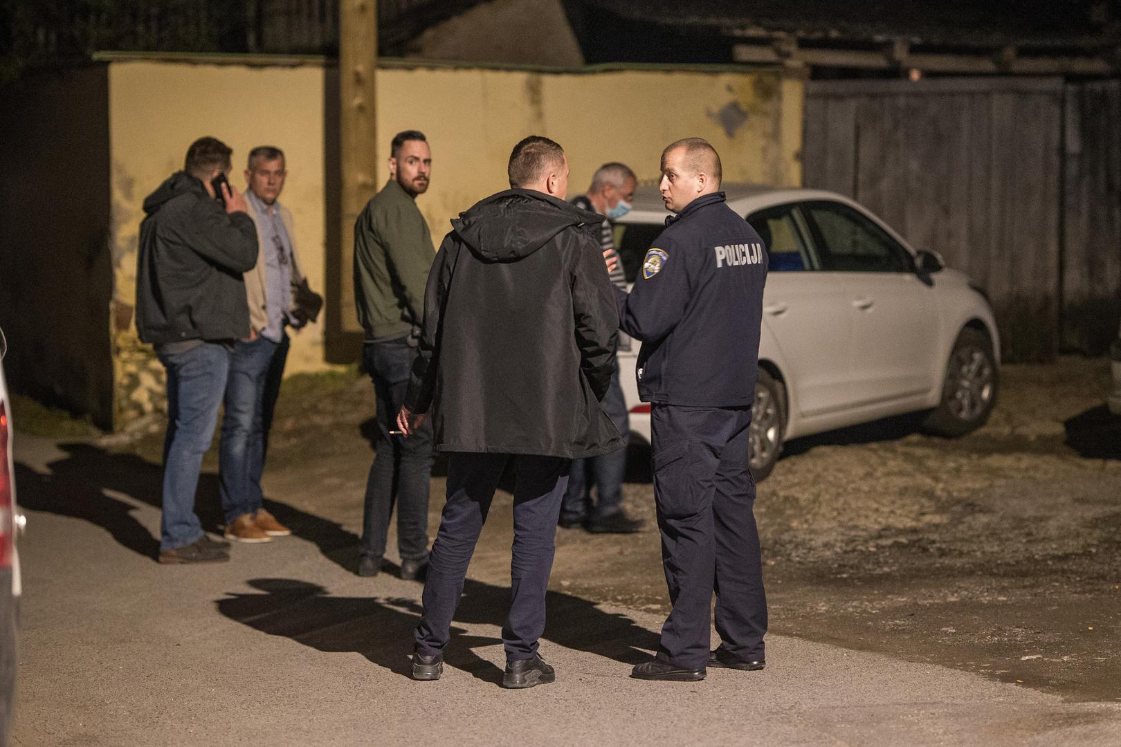 29.04.2021., Sarengrad - Tesko ubojstvo u kojemu je smrtno stradala 56-godisnjakinja. Ubio ju je najmladji od trojice sinova. Policija na ocevidu. Photo: Davor Javorovic/PIXSELL