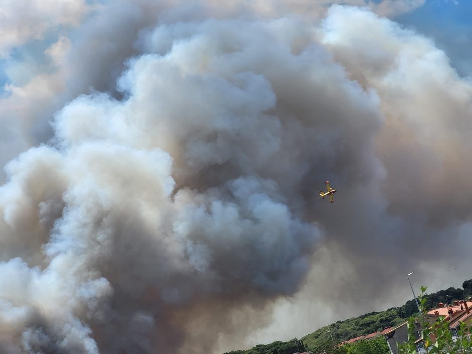 Požar u Puli