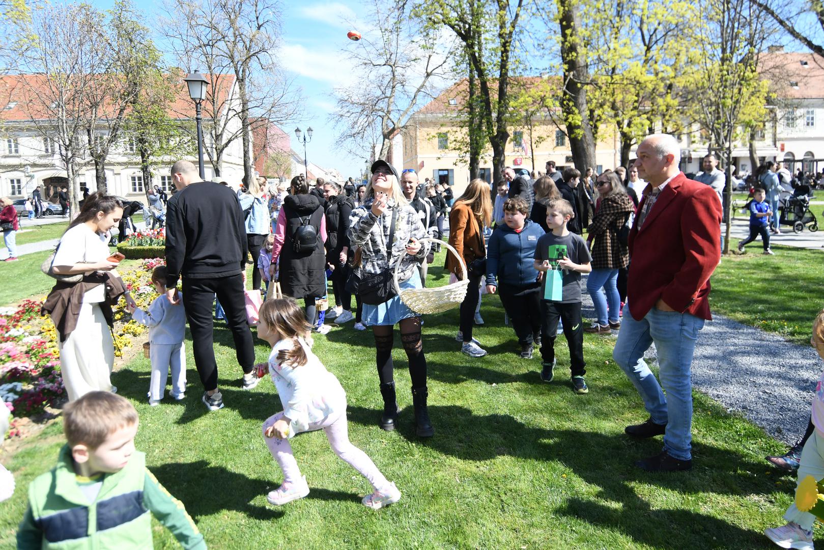 Istodobno, u Bjelovaru je u sklopu manifestacije “Pisanicom do Uskrsa” održana velika potraga za čokoladnim pisanicama.