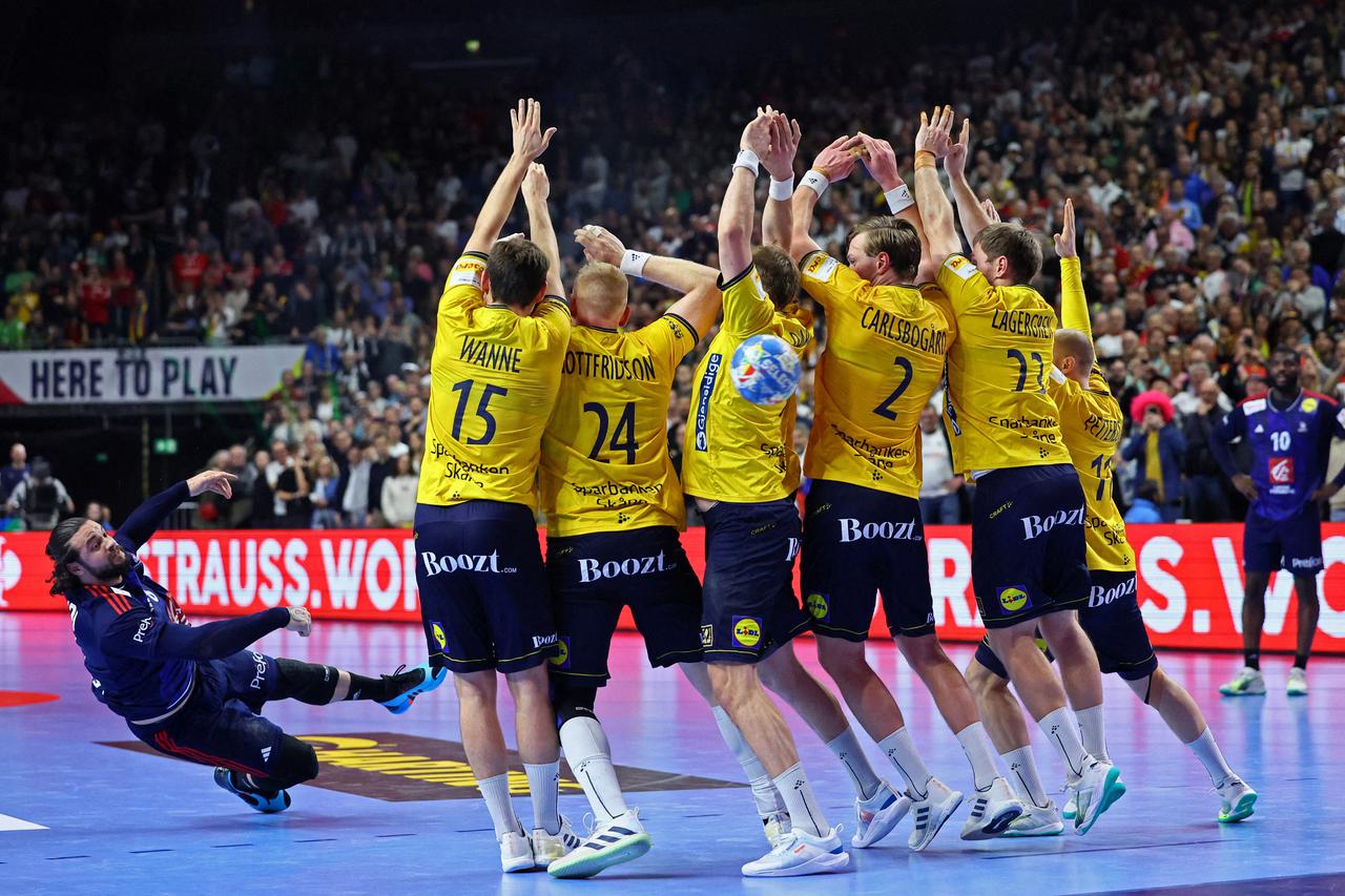 EHF 2024 Men's European Handball Championship - Semi Final - France v Sweden