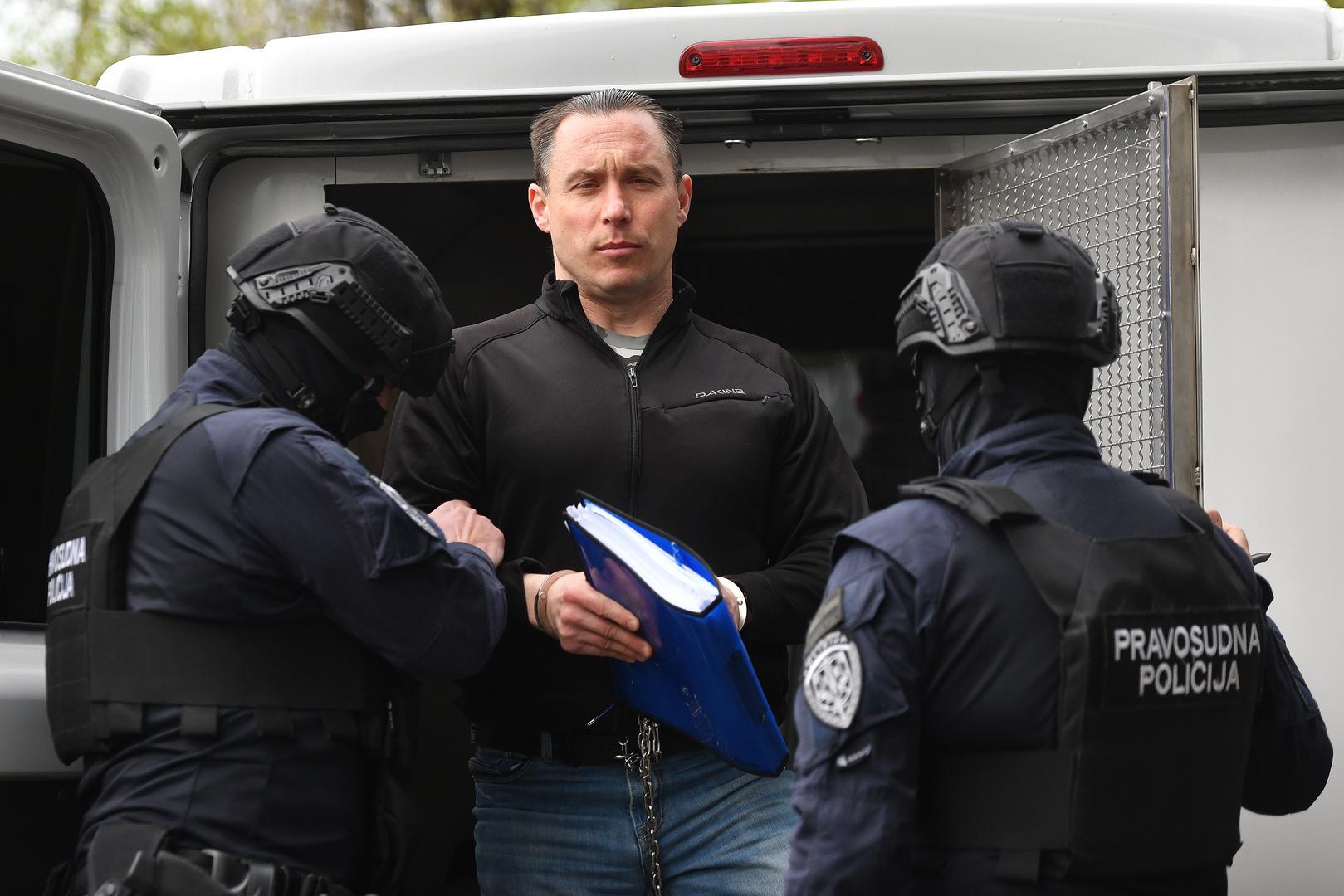 No, ukoliko bude osuđen za ova nova kaznena djela za koja se tereti, prijeti mu od pet do 20 godina zatvora. Suđenje mu je počelo glavnom raspravom 4. ožujka 2026. 