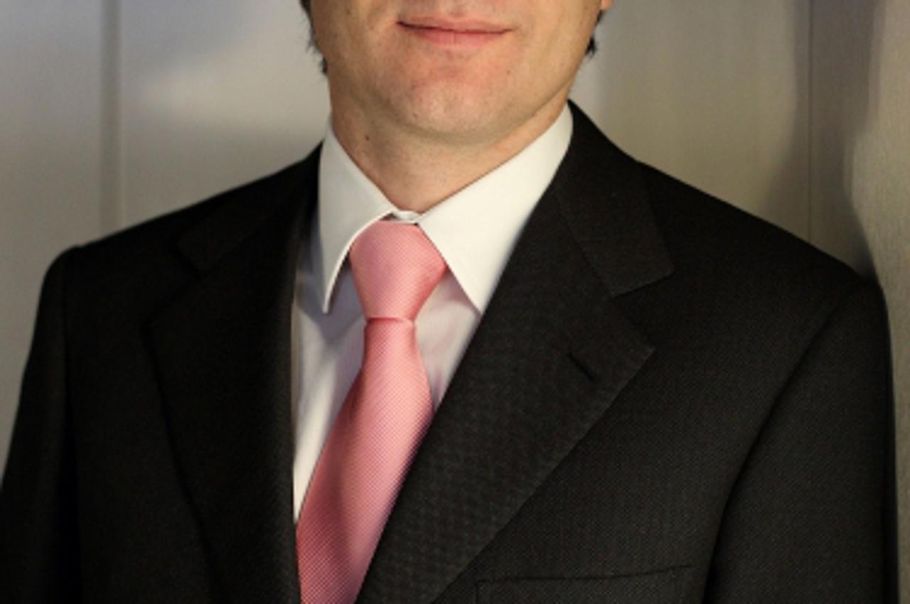 'ferstl_nnn_unu_280311'