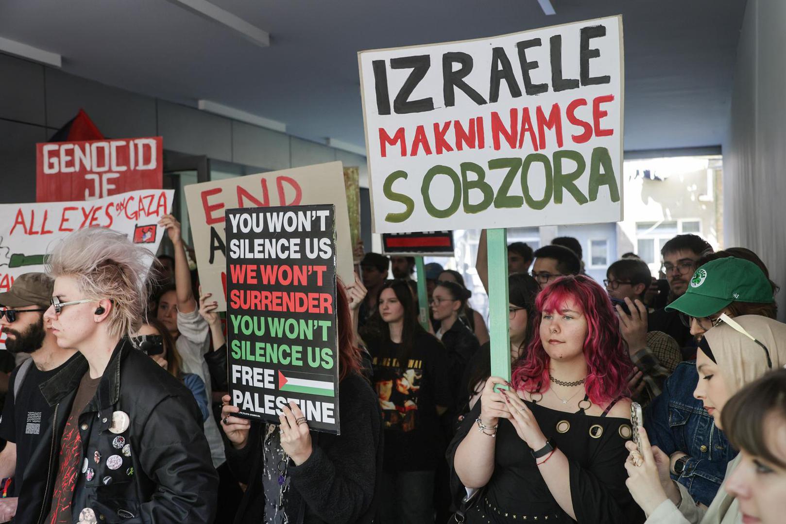 24.04.2026., Zagreb - Zbog posjeta u tajnosti Idda Netanyahua, brata izraelskog premijera, klub studenata organizirao je prosvjed u suradnji sa drugim organizacijama i skupinama ispred Fakulteta politickih znanosti u Lepusicevoj ulici.  Photo: Marko Seper/PIXSELL