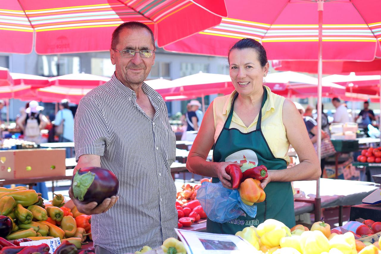 Kupnja povrća za zimnicu