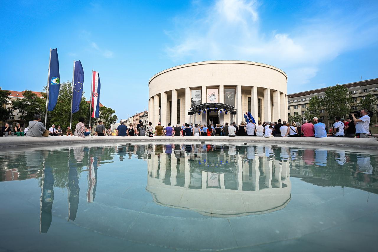 Zagreb: Dan antifašističke borbe obilježen je ispred Meštrovićevog paviljona