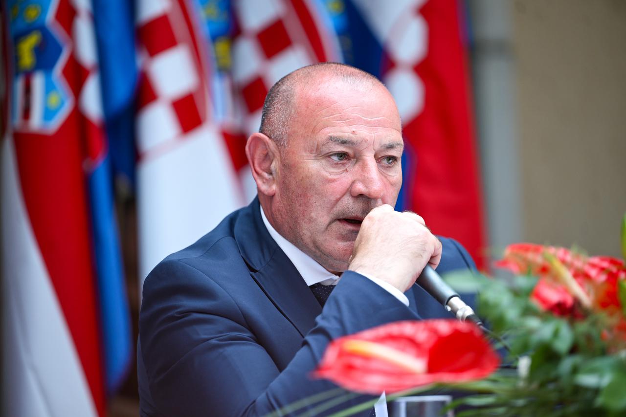 Knin: Predstavljanje treće knjige iz trilogije Domovinski rat, monografska knjiga “1995.” 