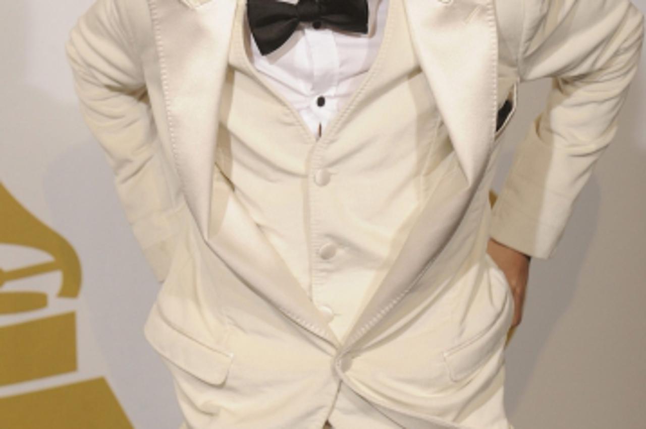 'WORLD RIGHTS NO USA, FRANCE, AUSTRALIA. - Justin Bieber appears backstage at the 53rd Grammy Awards at Staples Center in Los Angeles, CA, USA. 13/02/2011  BYLINE UPI/BIGPICTURESPHOTO.COM:   REF:938 (