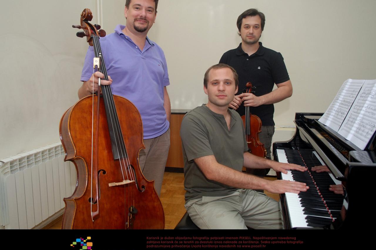 Zagrebački klavirski trio