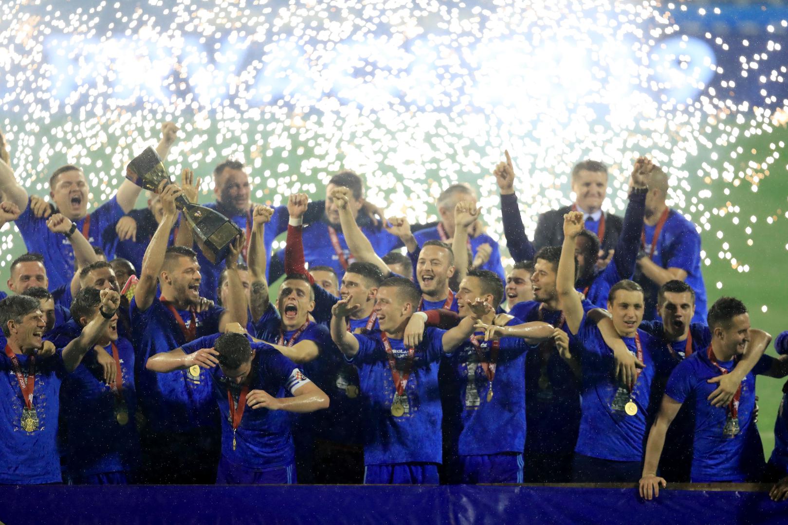 Dinamo je nakon trijumfa nad Hajdukom proslavio naslov hrvatskog prvaka
